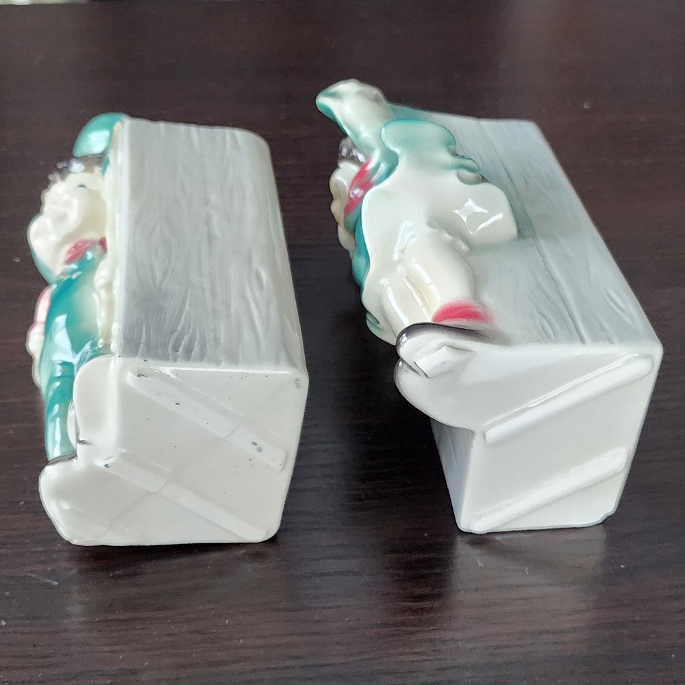 Farm kids mid-century farmhouse vases by Royal Copley ceramic planters, VINTAGE! - Picture 5 of 12